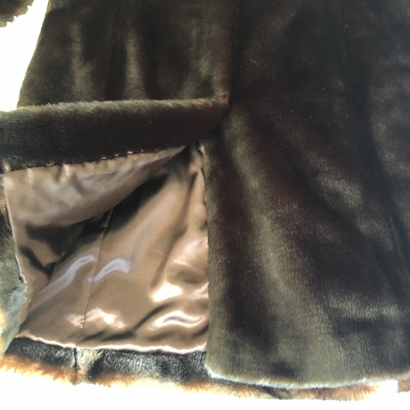 1 Madison Brown Faux Fur Coat - Picture 6 of 8